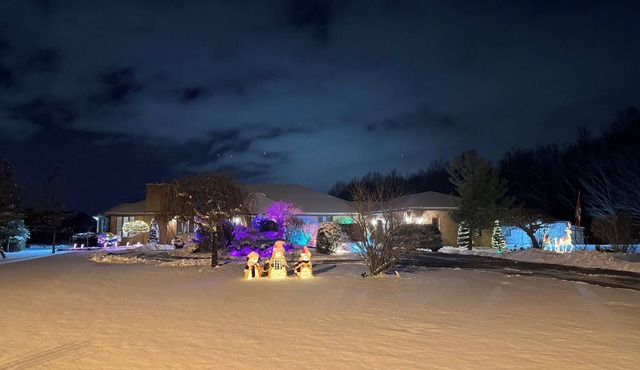 Quiet & Secure Private Home near Niagara Falls