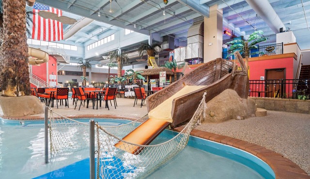 Ramada by Wyndham Sioux Falls Airport-Waterpark & Event Ctr