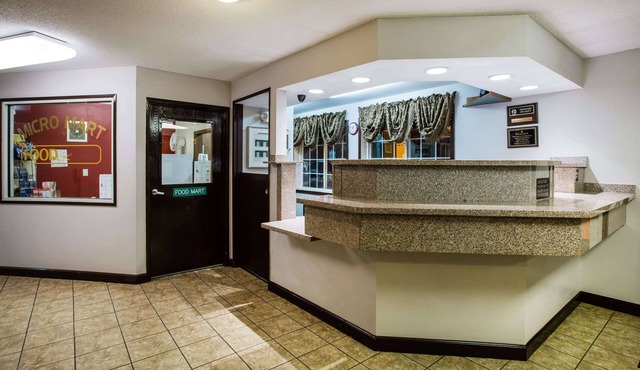 Ramada by Wyndham Sioux Falls