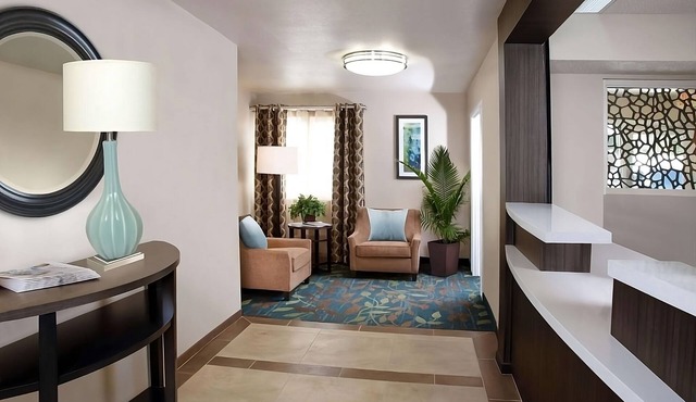 Relax and Unwind! Pet-Friendly Property, Free Parking Onsite