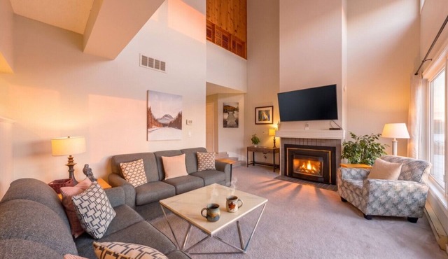 Relaxing Wintergreen Home | Golf/Mins to Blue