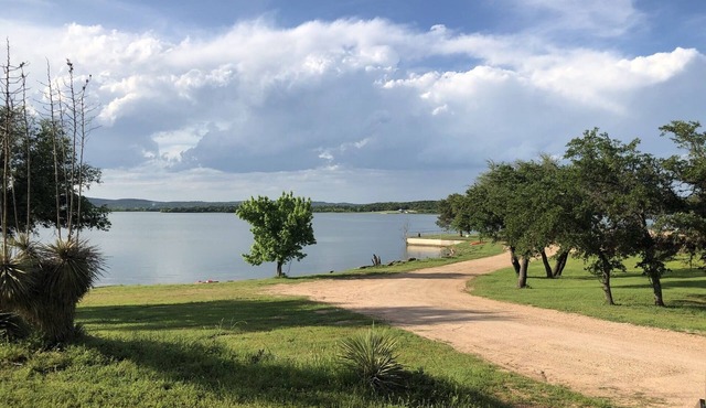 Retro Lakefront Cabin with Lots of Amenities