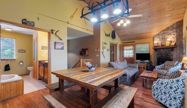 River View, Sleeps 6, Hot Tub