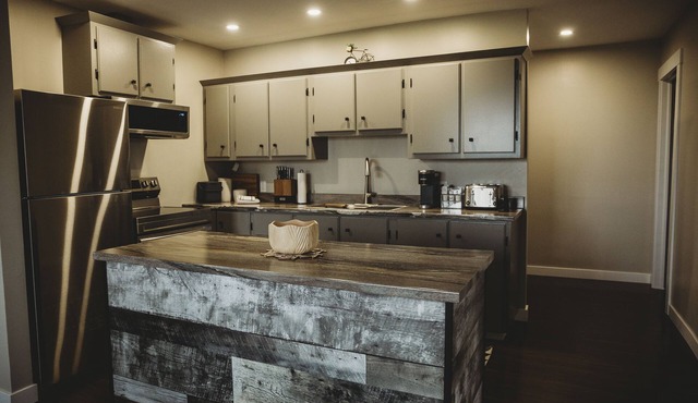 Riverside Suites