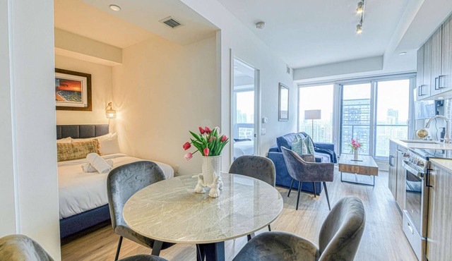 RivetStays | The Jarvis Executive Suite – 1 Bedroom + Den Suite