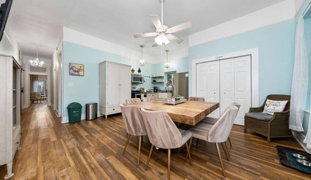 RoosterHouse Countryside Pecan Farm 6ac SanMarcos