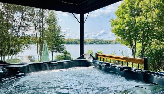 Rowing, Waterfront, Spa