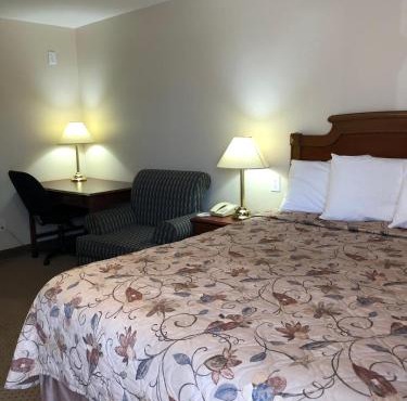 Royal Napanee Inn