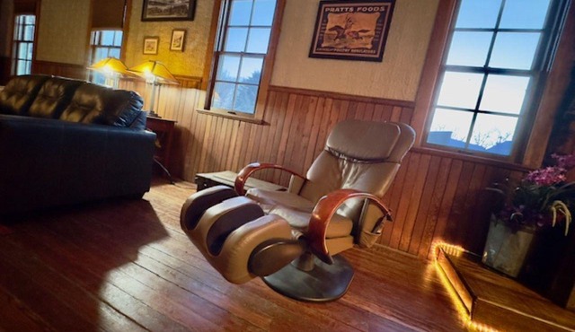 Rustic Charm and acres of elbow room: Ghostown Blues Lodge Near Cypress Hills!