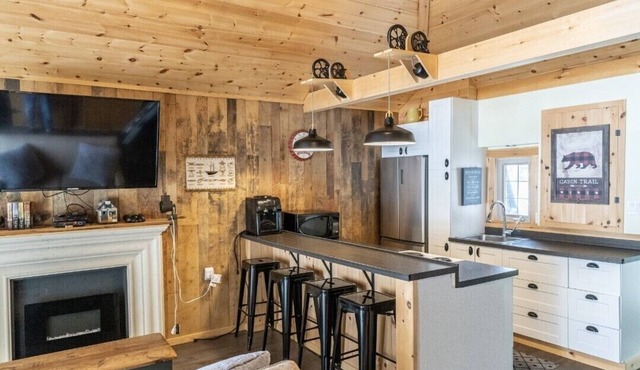 Rustic Lodge Cabin Retreat