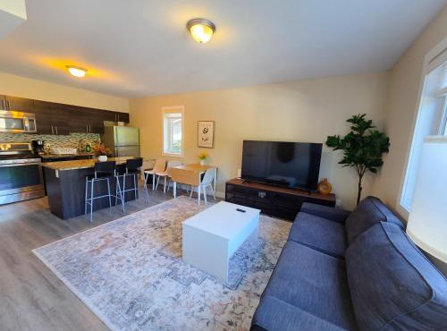 Sandy Hill Downtown Guesthouse
