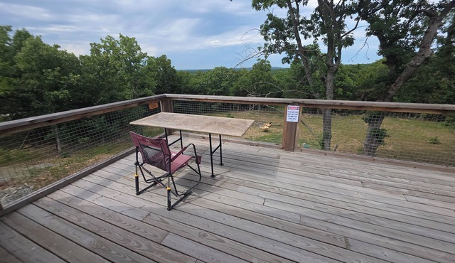 Serene 4-bedroom bungalow with AC in charming Eufaula Patriot Point