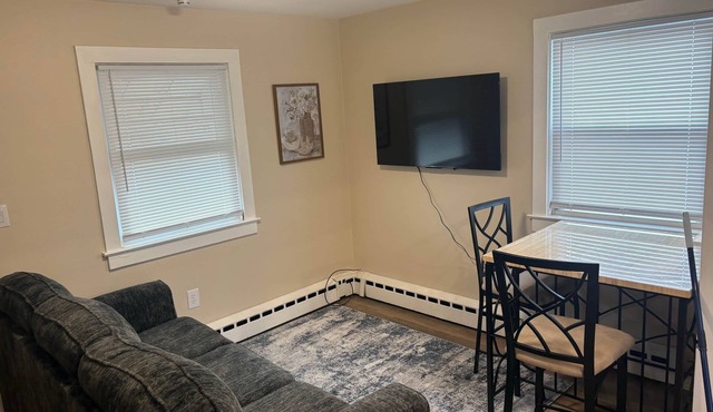 Smart Stay 4 efficiency apartment