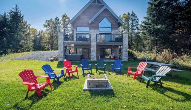 Spa & Lake Access | Chalet la Barque du Bonheur