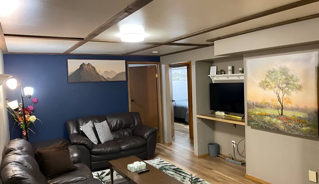 Spacious 2 bed basement suit in quite neighborhood