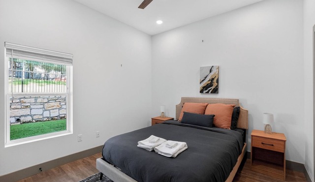 Spacious 2-bedroom with modern finishes