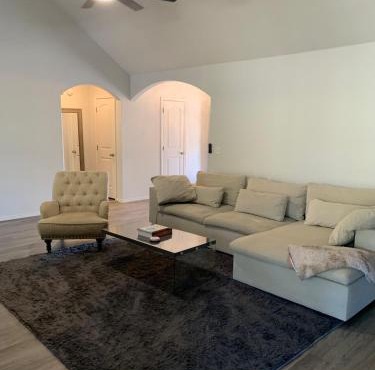 Spacious 3BR Home Fast Wifi 7 min From Downtown