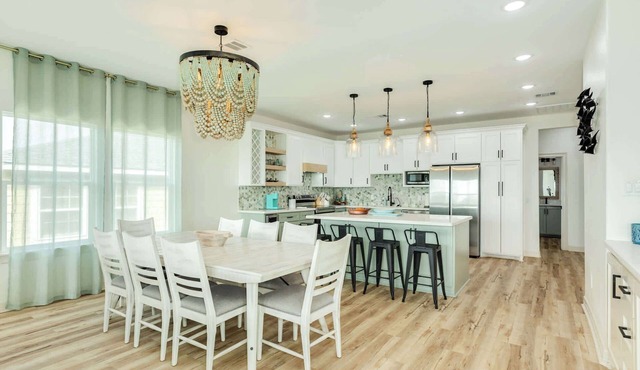 Spacious 5BR Surfside Beach House with Sea Views