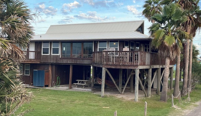 Spacious Beachfront Home with spectacular views and 30 feet from great fishing!
