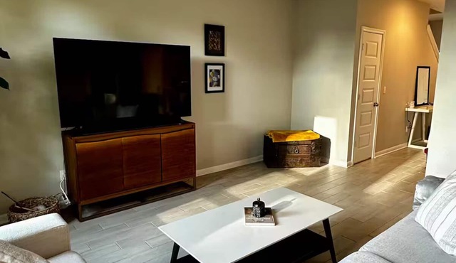 Spacious Buda South Austin Home Long Stay w/Pets in Quiet Neighborhood