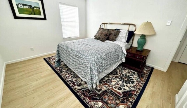 Spacious, Clean, Fresh 4BR/3BA Unit A - 6 beds