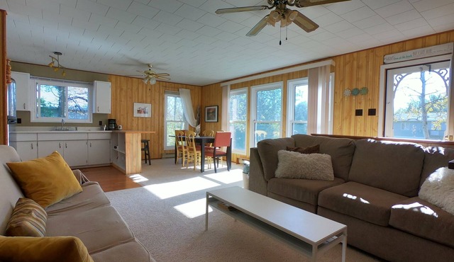 Spacious Cottage close to Beach