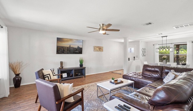 Spacious Luxury Austin Home | 10 min to Downtown and Airport