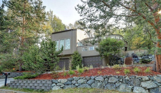 Spacious Oceanview with amazing kitchen!