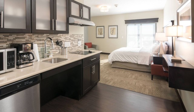 Staybridge Suites Saskatoon - University by IHG