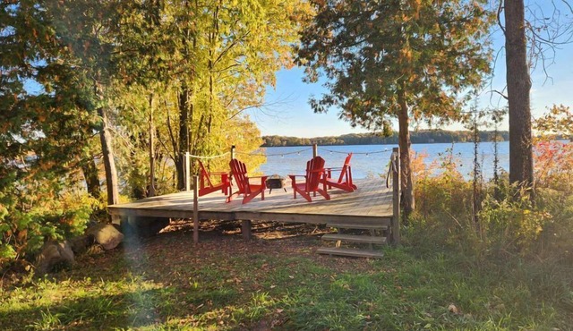Stoco Lake Lodge