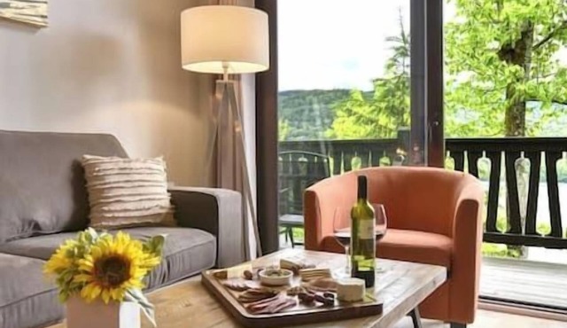 Stunning Condo - View Lake Tremblant & Mountain