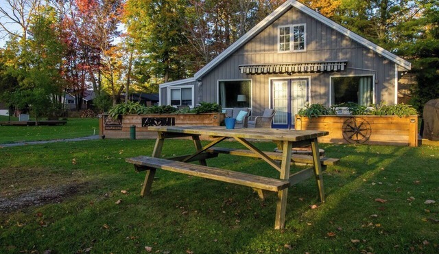 Sturgeon River Cottage