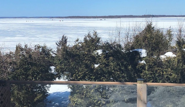 Sunset Bay Waterfront Cottage on Georgian Bay