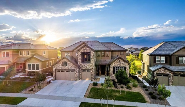 Sunset Casa Exquisite Modern Home + Golf Lake Views