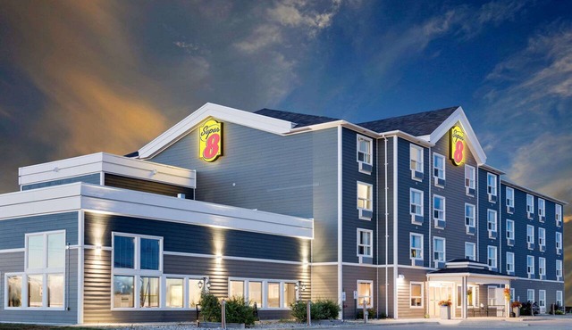 Super 8 by Wyndham Kapuskasing