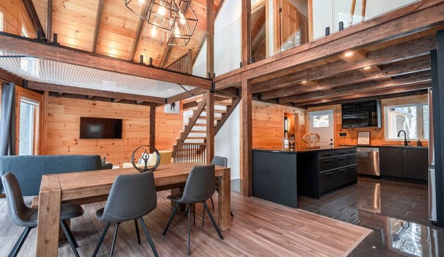 Sweet House Hot Tub & Modern