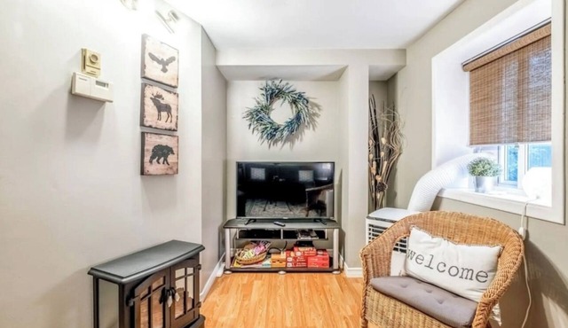 The Cozy Loft - Gem in the city
