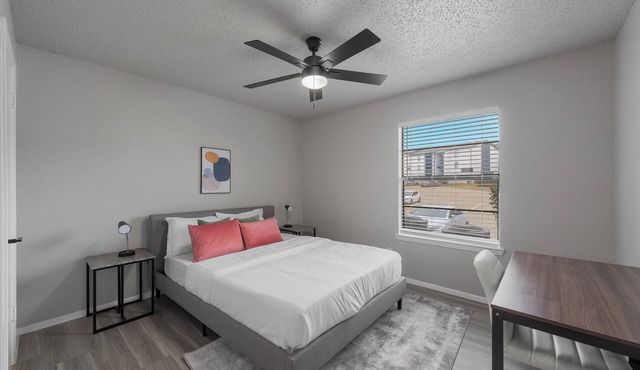 The Landry 157 | Spacious and Cozy 1 Bedroom 1bth
