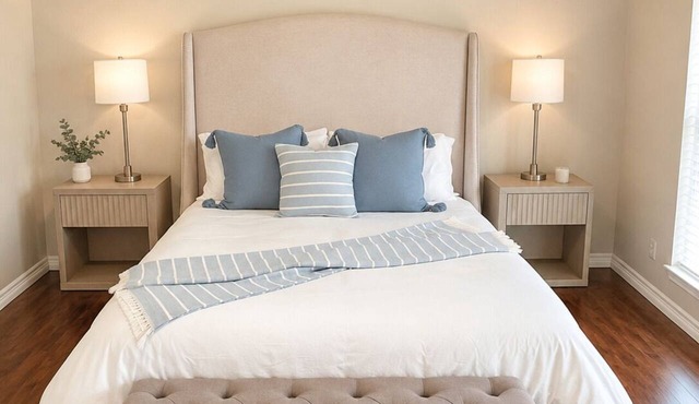The Laredo Oasis. 2-bedroom townhome