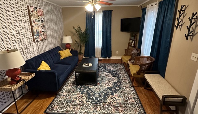 The Lyon’s Den- Boutique bungalow in the heart of Batesville, Arkansas