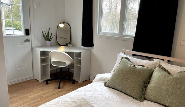 The Mini Apartment on Richer