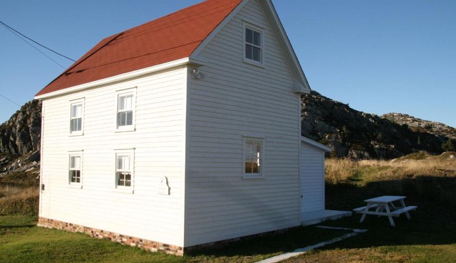 The Old Salt Box Co. - Daisy's Place