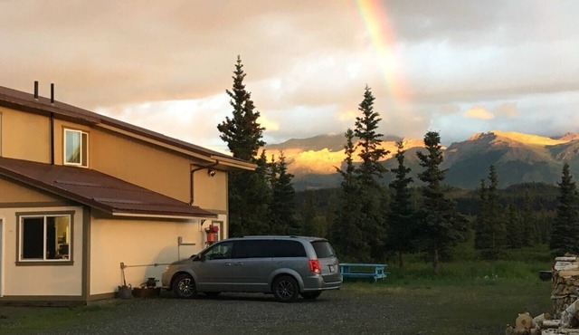 The Taiga House - inspiring mountain views at the edge of Denali National Park