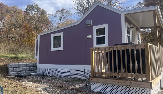 Tiny home studio with kitchenette, grill and front porch in Maynardville