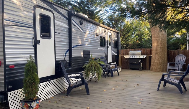 Tiny Home Tranquil Oasis in Bear