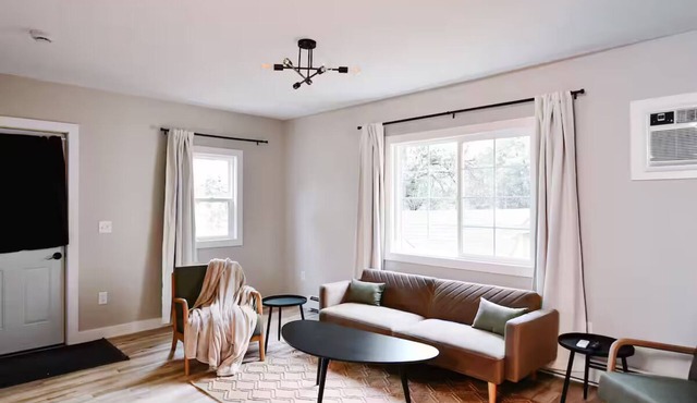 Triplex Oasis - Unit A