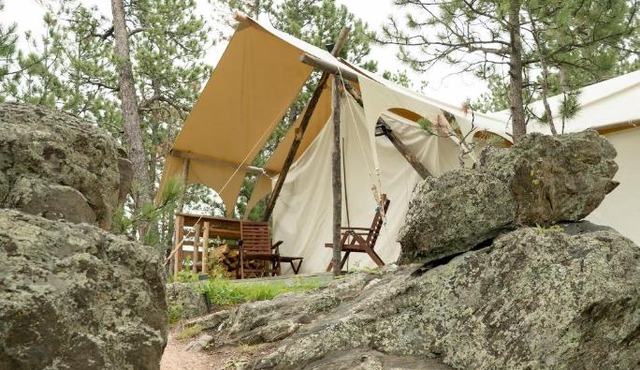 Under Canvas Mount Rushmore