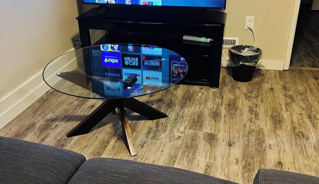 Upper Floor Private 1-Bedroom Suite with Parking in Calgary