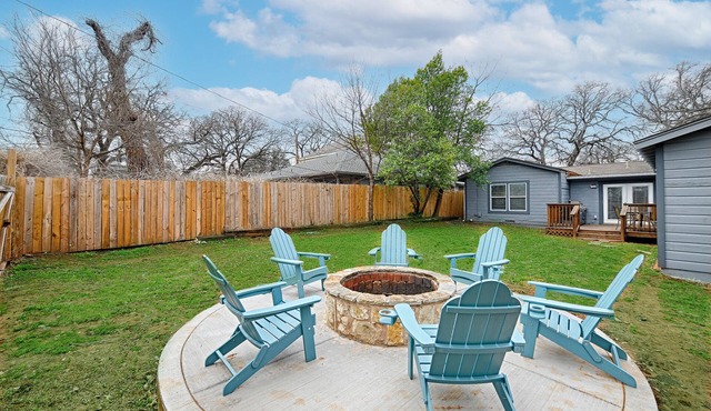 Walk to AT&T Stadium! | Dream City Retreat | 3BR/2BA w/Firepit & Modern Comforts