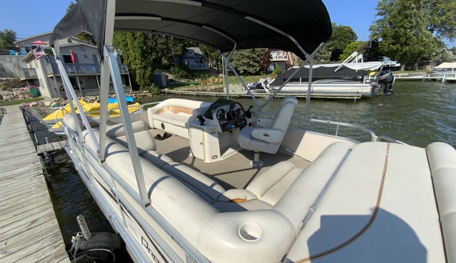 Waters Edge! Value priced Lakefront 2 bedroom cottage just 6 ft from the lake.